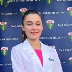 Helia Hosseini, Med Student avatar
