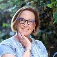 Lisa Barr, MD