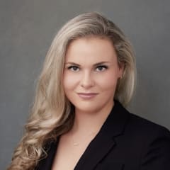 Carly Earle, DO
