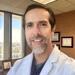 Edward Paredez, MD, Gastroenterology, La Jolla, CA, Scripps Memorial Hospital-La Jolla