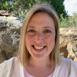 Amy Gaultney, MD