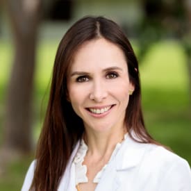 Alejandra Vivas, MD, Dermatology, Hollywood, FL
