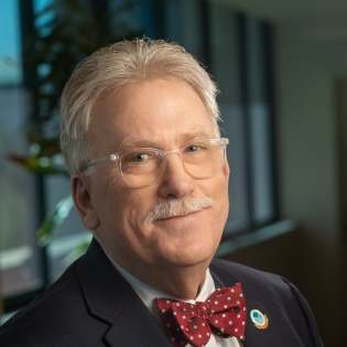 Gailen Marshall, MD