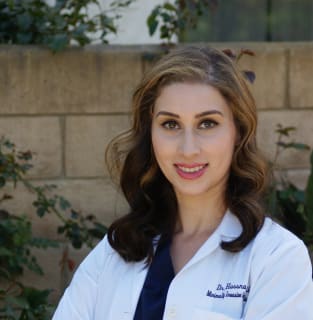 Hussna Wakily, MD, General Surgery, Oceanside, CA