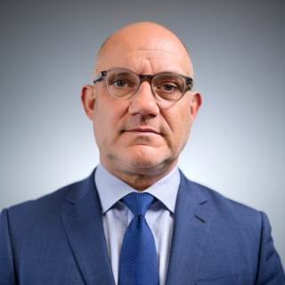 Robbie Dennis, MD
