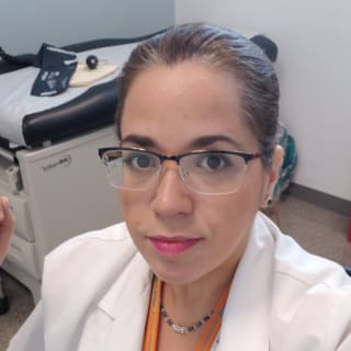 Leslie Quiles, MD