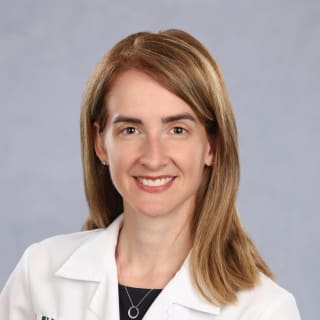 Cristina Pravia, MD, Internal Medicine, Miami, FL