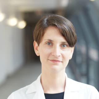 Nili Sommovilla, MD