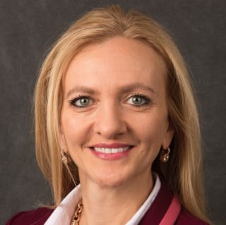 Dina Capalongo, DO, Internal Medicine, Media, PA