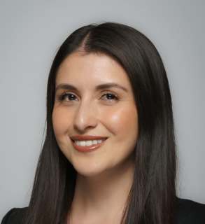 Vanessa Mora Molina, MD, Resident Physician, Los Angeles, CA