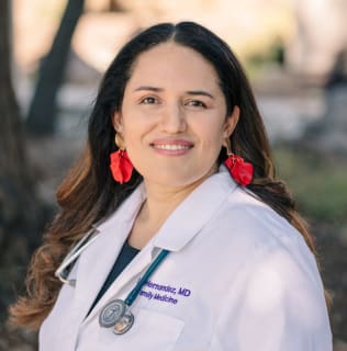 Liz Hernandez, MD, Family Medicine, Fair Oaks, CA