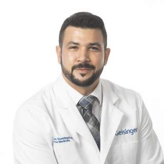 Steven Suastegui, MD, Internal Medicine, Plantation, FL