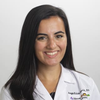 Angelica Revis, DO, Pediatrics, Skokie, IL