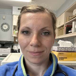 Laura Kaufman, Family Nurse Practitioner, Zeeland, MI