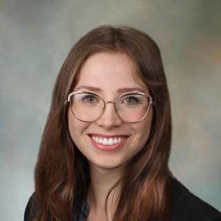 Carolina Pires Zingano, MD, Internal Medicine, Cleveland, OH