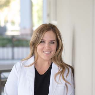 Jenilee Pohle, Family Nurse Practitioner, Long Beach, CA