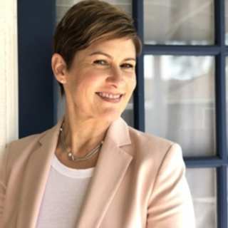 Lisa Schenitzki, Psychologist, Santa Ana, CA