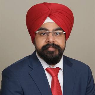 Amninder Singh, MD, Internal Medicine, Scranton, PA