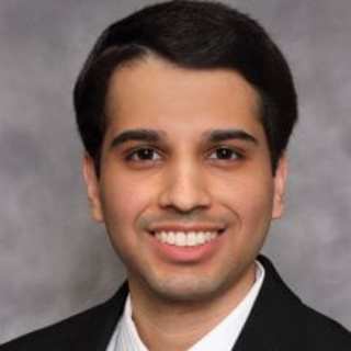 Srisha Kotlo, MD, Internal Medicine, Chicago, IL