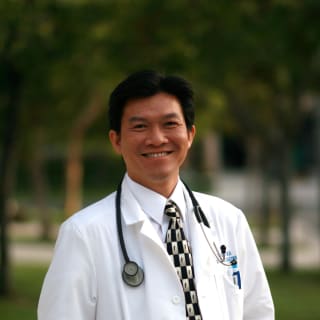 Tu Nguyen, MD, Internal Medicine, Westminster, CA