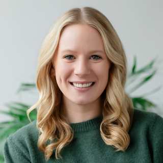 Chelsie Hartzell, Physician Assistant, West Saint Paul, MN