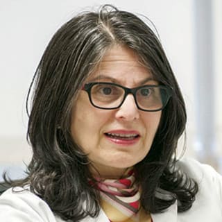 Roxanne Sukol, MD, Internal Medicine, Cleveland, OH