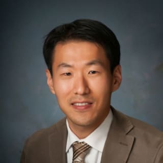 Johnstone Kim, MD, Ophthalmology, Dublin, OH