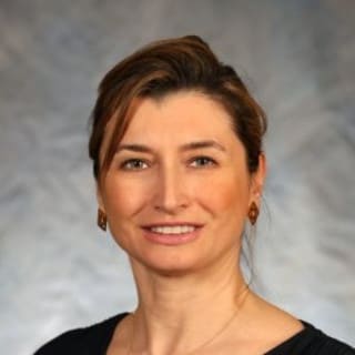 Suzana Giffin, Pharmacist, Tarzana, CA