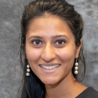 Vidya Visvabharathy, MD, Resident Physician, Broadview, IL