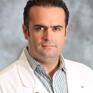 Mauricio Munoz, MD, Internal Medicine, Miami, FL