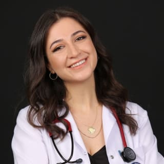 Ronya Ozturk, MD, Internal Medicine, Brighton, MA