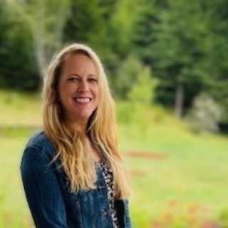 Ashley Phillips, Psychiatric-Mental Health Nurse Practitioner, North Bend, OR