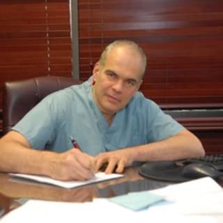 Uri Ben-Zur, MD, Cardiology, Tarzana, CA, Providence Cedars-Sinai Tarzana Medical Center
