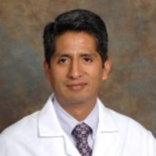 Carlos Aguilar, MD, Internal Medicine, Cincinnati, OH, Christ Hospital