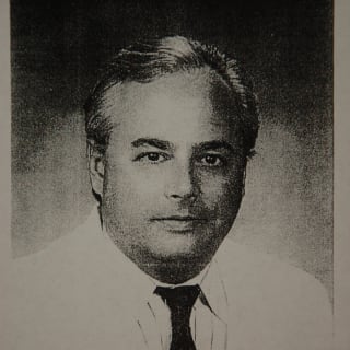 Dean Cummins, MD