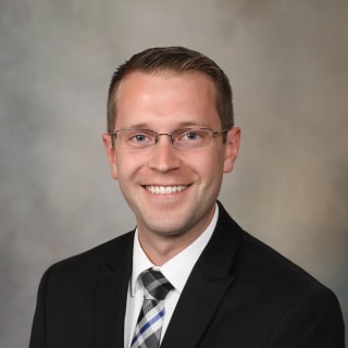 Tyler Herzog, MD, Pulmonology, Rochester, MN, Mayo Clinic Hospital - Rochester