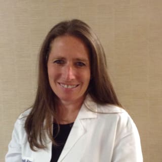 Elizabeth Mirro, MD, Internal Medicine, East Meadow, NY, NYU Winthrop Hospital