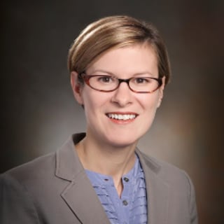 Shelley (Torline) Schmidt, MD, Pulmonology, Grand Rapids, MI, Corewell Health - Butterworth Hospital