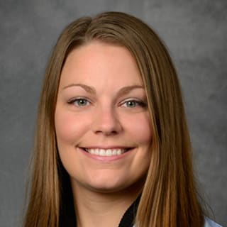 Meredith (Burns) Brauer, MD, Internal Medicine, Winfield, IL, Northwestern Medicine Central DuPage Hospital