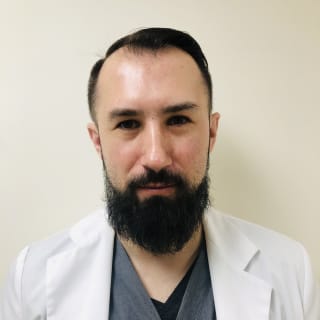 Maciej Padowski, DO, Emergency Medicine, Des Plaines, IL