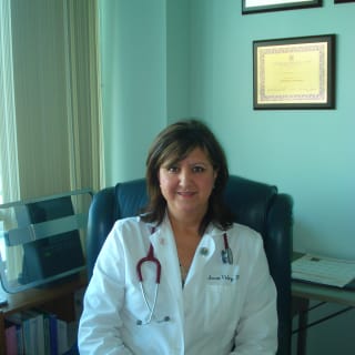 Aura Veliz, Women's Health Nurse Practitioner, San Fernando, CA, Providence Holy Cross Medical Center