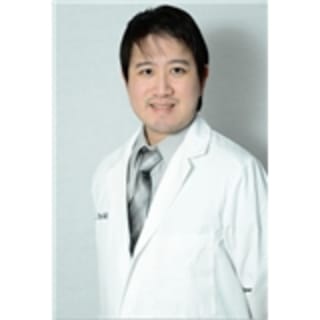 Roger Chen, MD
