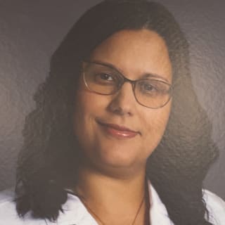Yiliam Castillo, MD, Internal Medicine, Orlando, FL