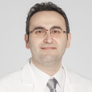 Elias Issa, MD, Internal Medicine, Cleveland, OH, Cleveland Clinic