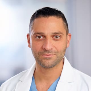 Farzin Kabaei, MD, Orthopaedic Surgery, Los Angeles, CA, Kaiser Permanente Woodland Hills Medical Center