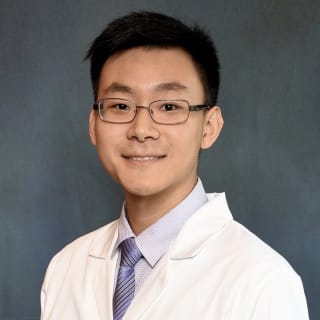 Tommy Chiou, MD, Internal Medicine, Chicago, IL