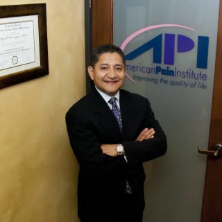 Miguel Dominguez, MD, Anesthesiology, Tustin, CA