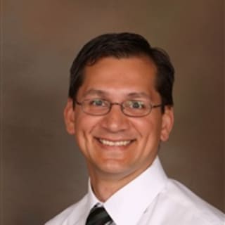 Eric Gil, MD, Internal Medicine, Issaquah, WA, Swedish Medical Center-Cherry Hill Campus