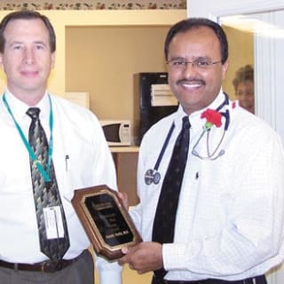 Suresh Thota, MD, Internal Medicine, Martin, TN