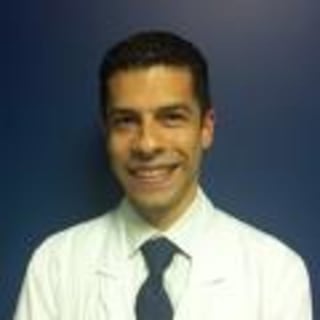 Fernando Bobis, MD, Internal Medicine, New York, NY